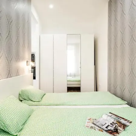 Hi-bp Design In The Heart Of Apartment *