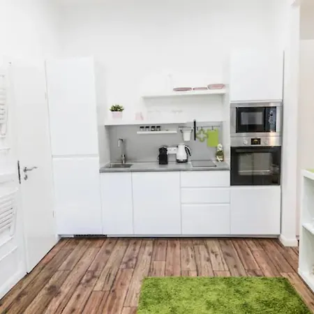 Apartment Hi-bp Design In The Heart Of Budapest