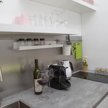 Hi-bp Design In The Heart Of Apartment