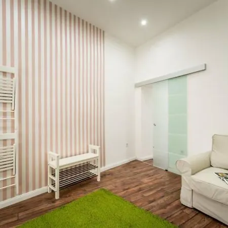 Hi-bp Design In The Heart Of Apartment *